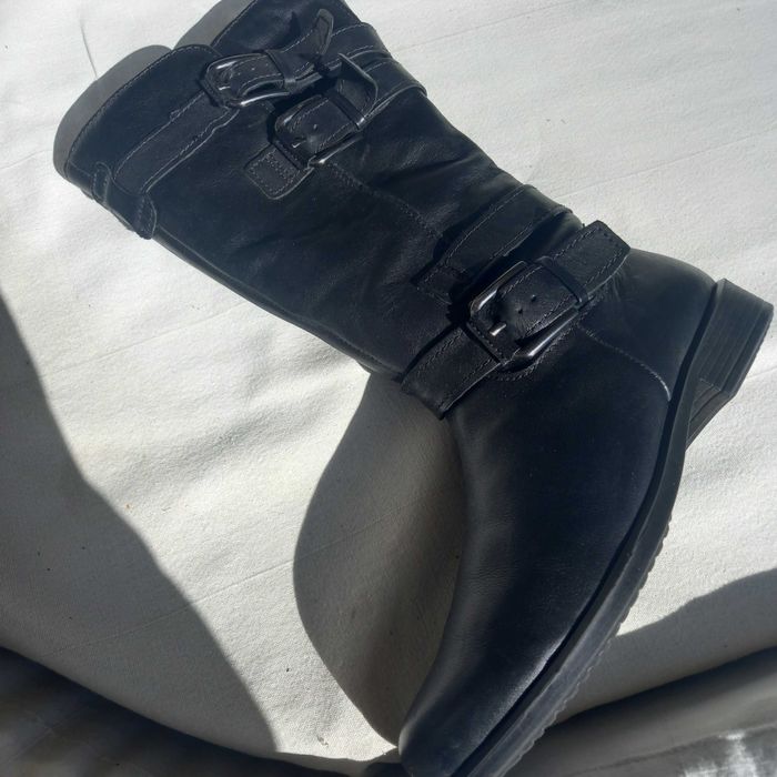 Damskie kozaki ECCO w rozmiarze 38