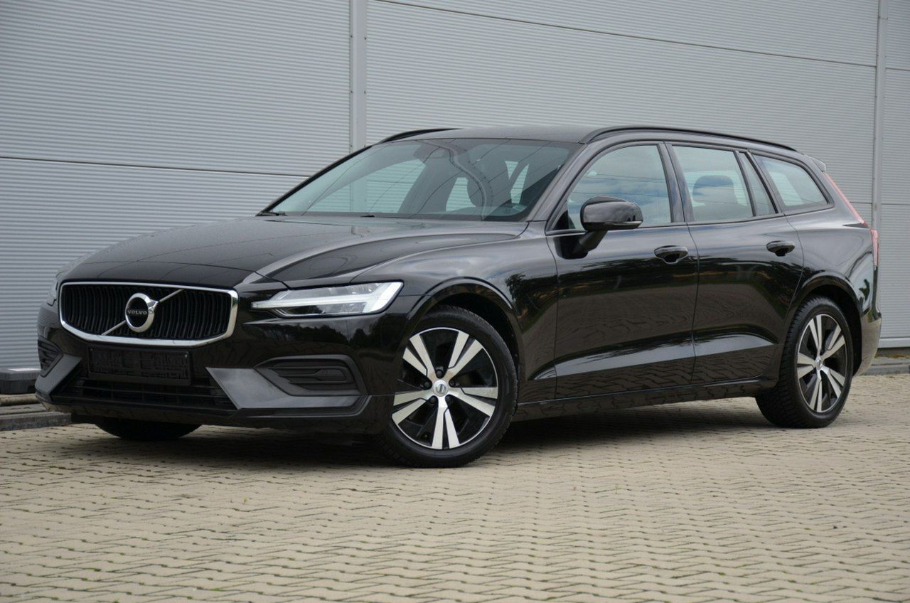 Volvo V60 Czarne Opłacone 2.0B3 Mild Hybrid Serwis As.pasa Czytanie znaków
