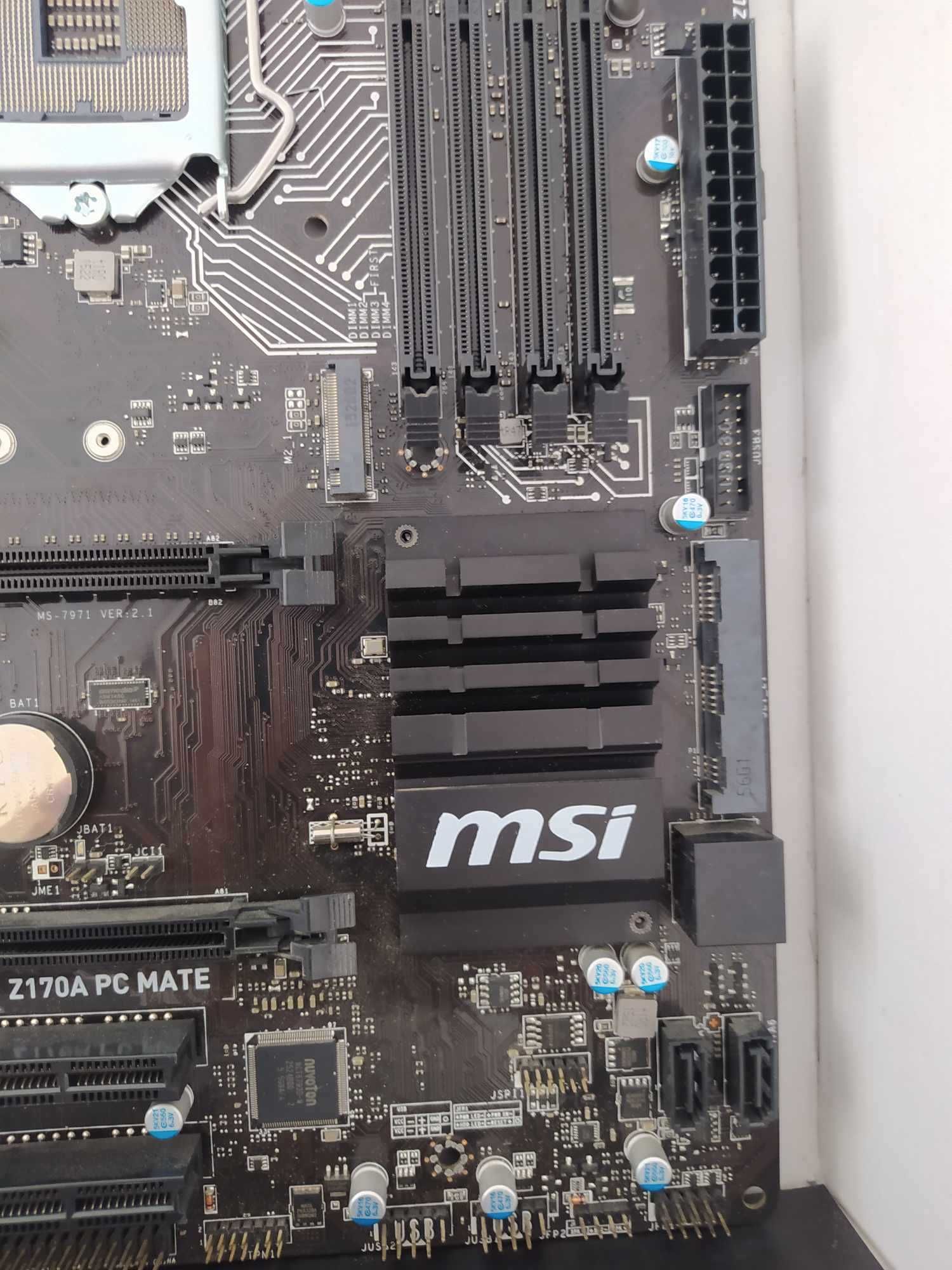 MSI Z170A PC MATE LGA 1151 Intel Motherboard (Para peças)