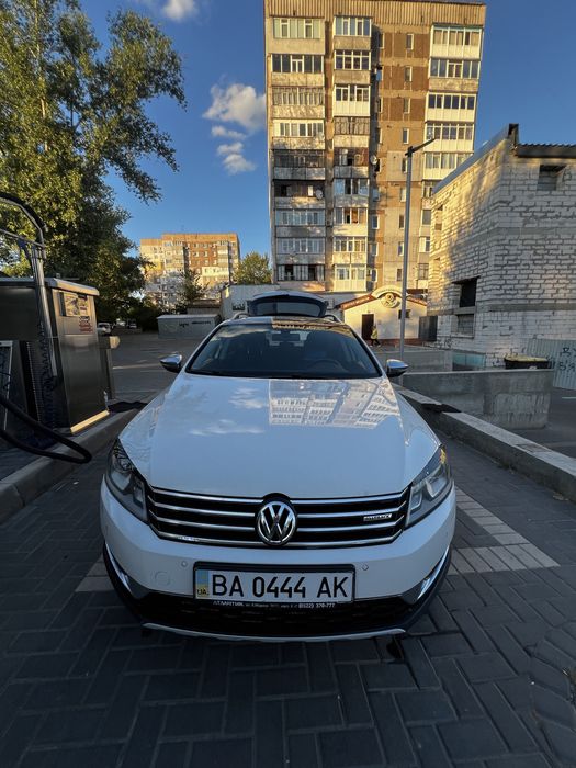 Passat  b7 alltrack продам