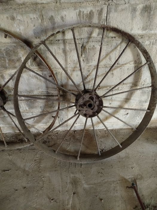 Koła metalowe, koła od siewnika