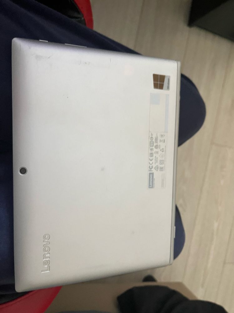 O Lenovo IdeaPad Miix 310-10ICR