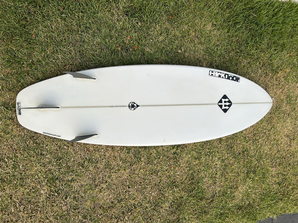 Prancha surf backdoor 6’0 29L