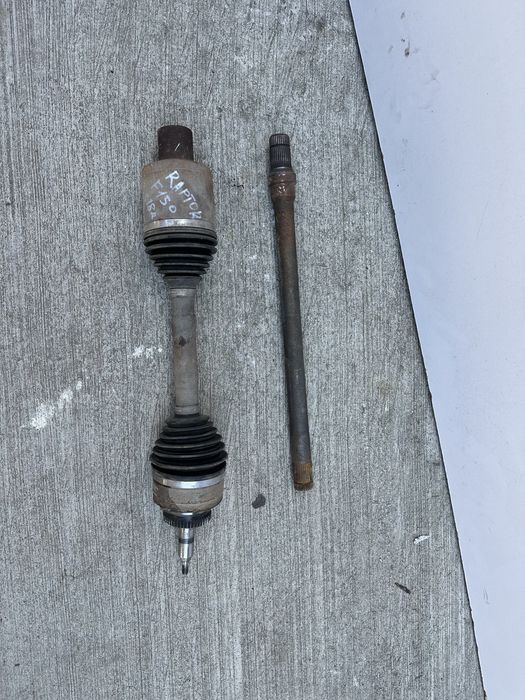 F150 raptor піввісь права,вал правий шрус