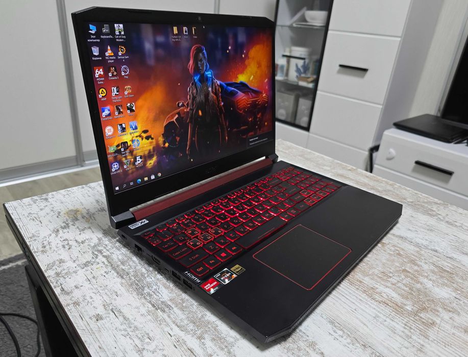 Acer Nitro 15.6" IPS (Ryzen 5/Radeon RX560 4GB/16GB DDR4/SSD 128+1000)
