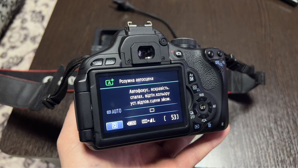 Продам фотокамеру Canon