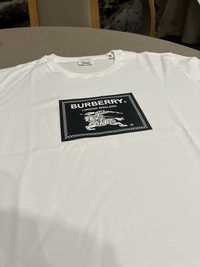 Tshirt    Burberry