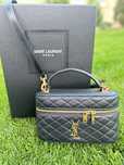 Сумка Saint Laurent gaby vanity bag in lambskin