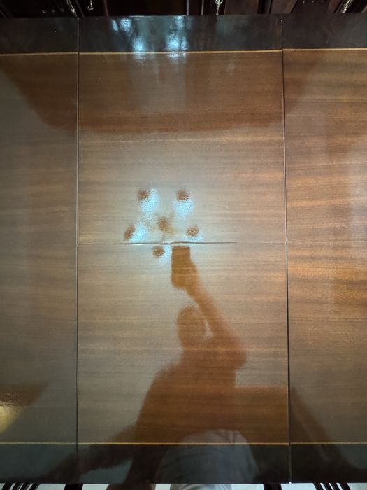 Mesa de Jantar em Nogueira Maciça com Armazenamento + 6 cadeiras