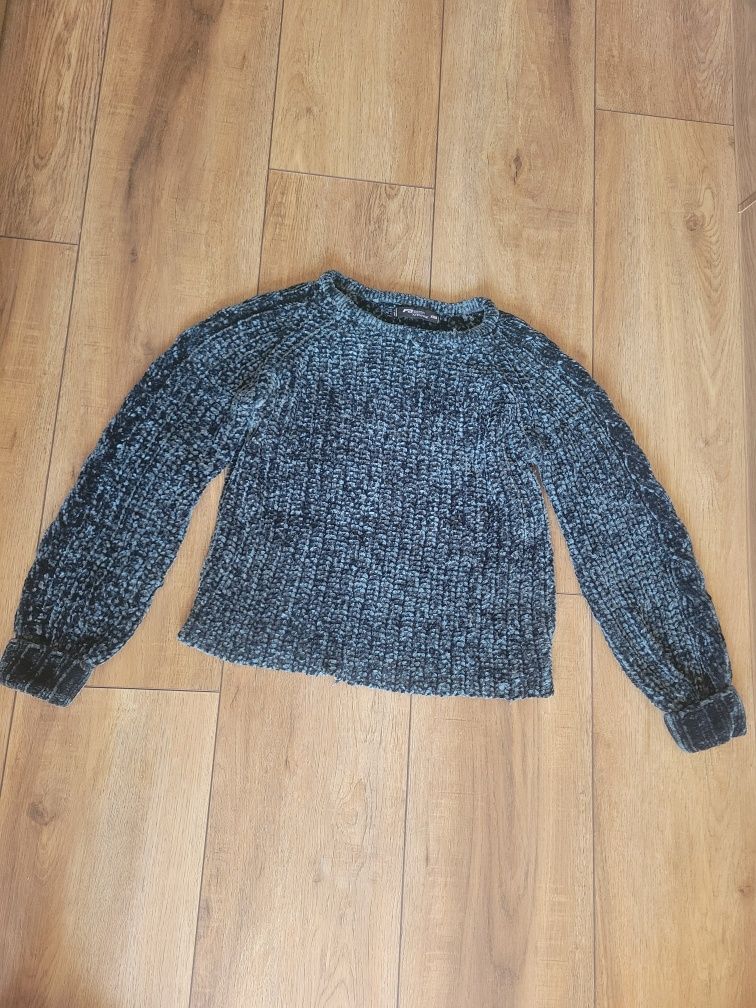 Sweter niebieski