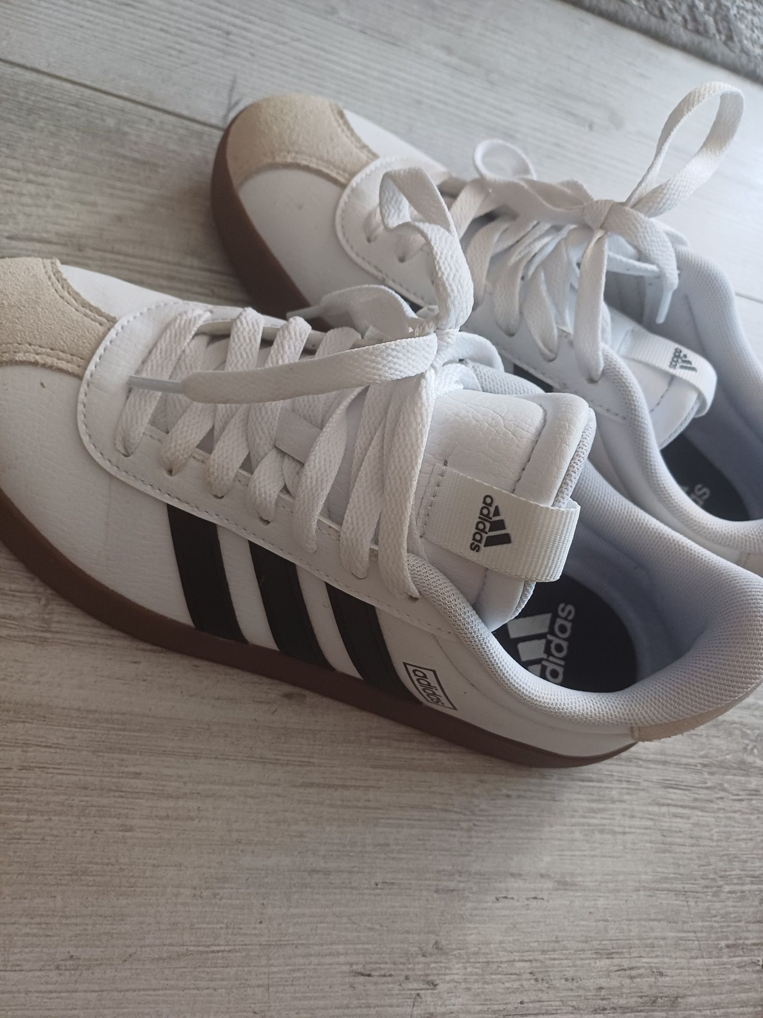 Buty adidas samby