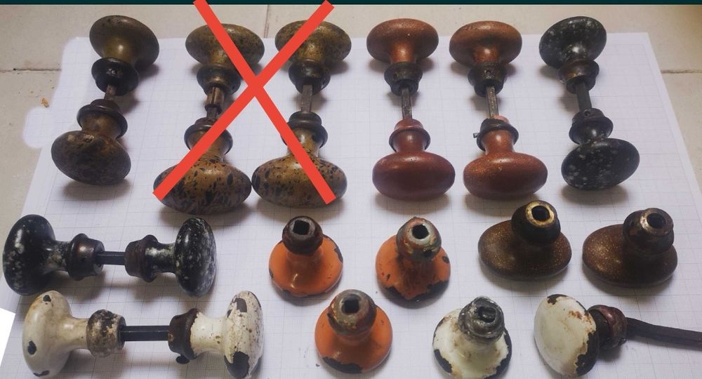 Puxadores esmaltados (inícios séc. XX)