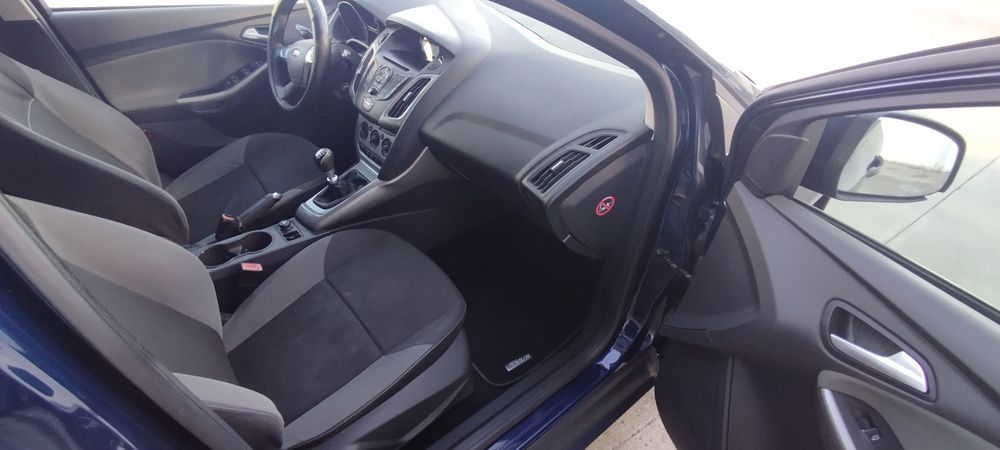 Ford focus sw Titanium 1.6 hdi