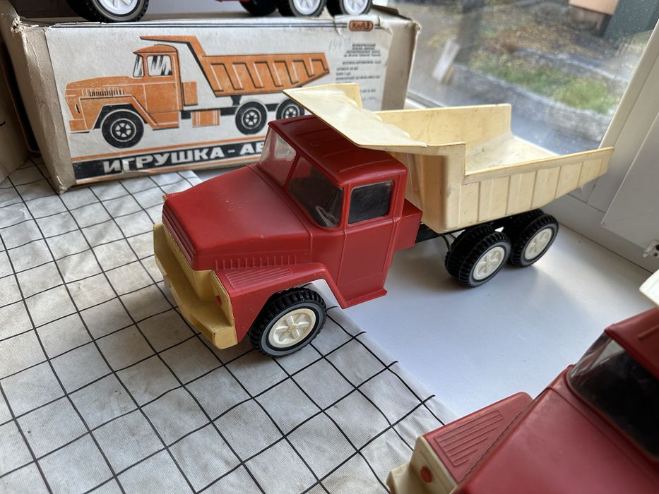 Іграшка Модель Машинки ссср Краз