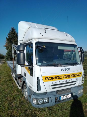 Pomoc drogowa IVECO Eurocargo z przyczepą autotransporter laweta