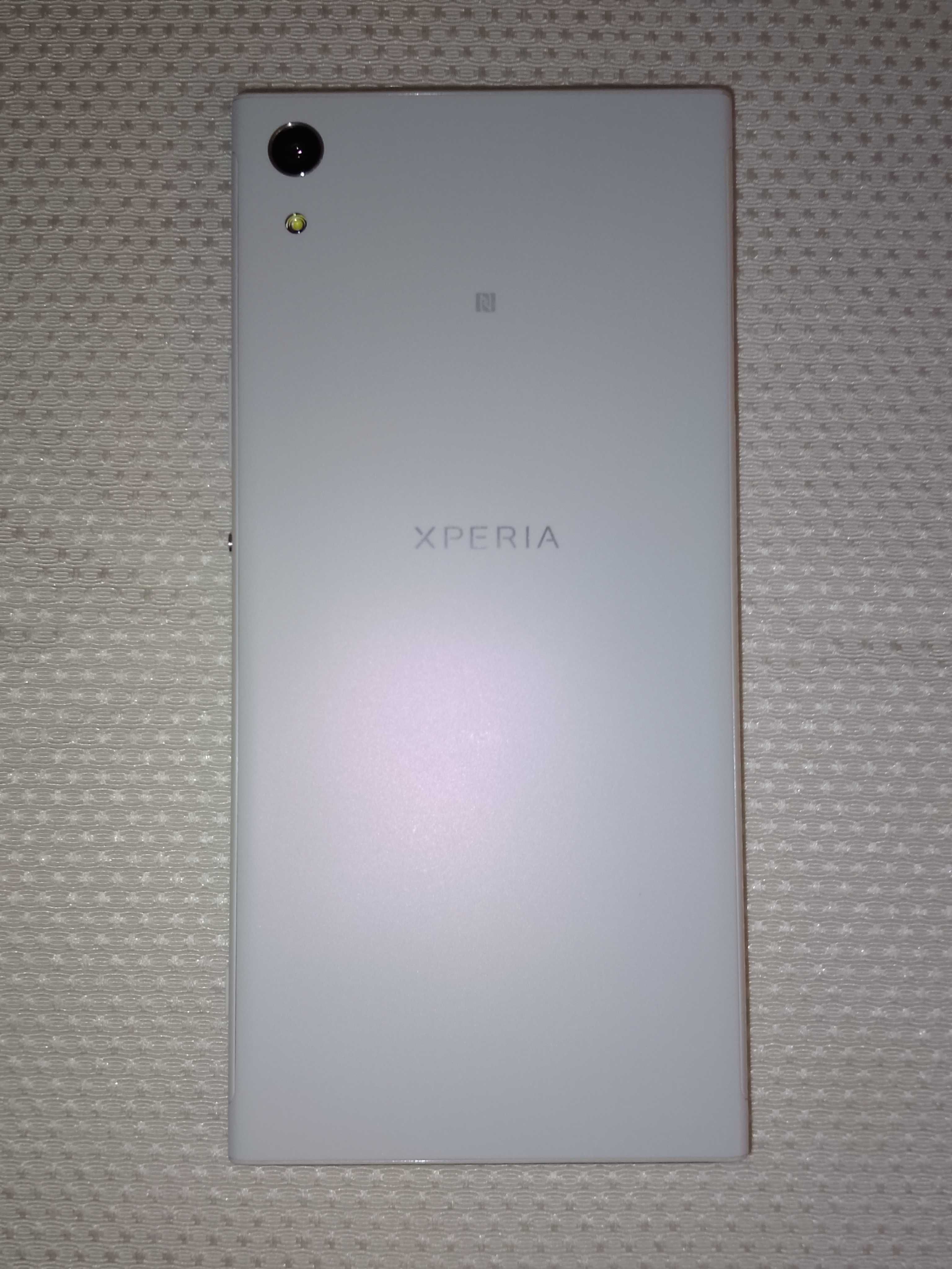 Смартфон телефон Sony Xperia XA1 Ultra Dual (G3212) White