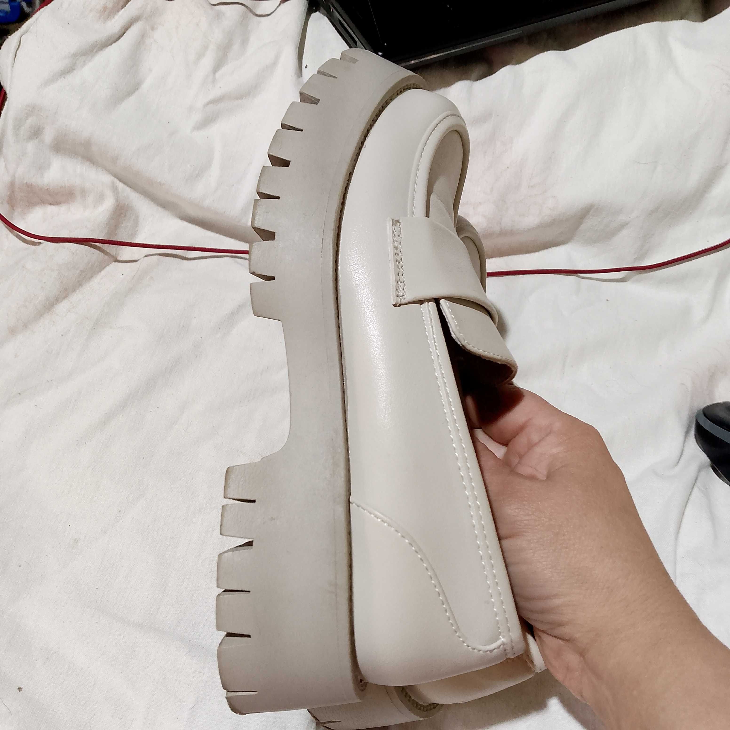 Buty damskie i DeeZee rozm 35