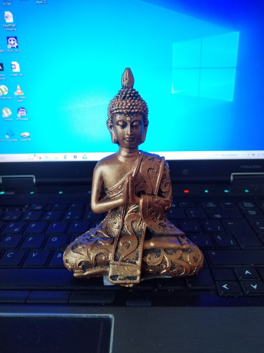 Buda decorativo dourado 12.7 cms