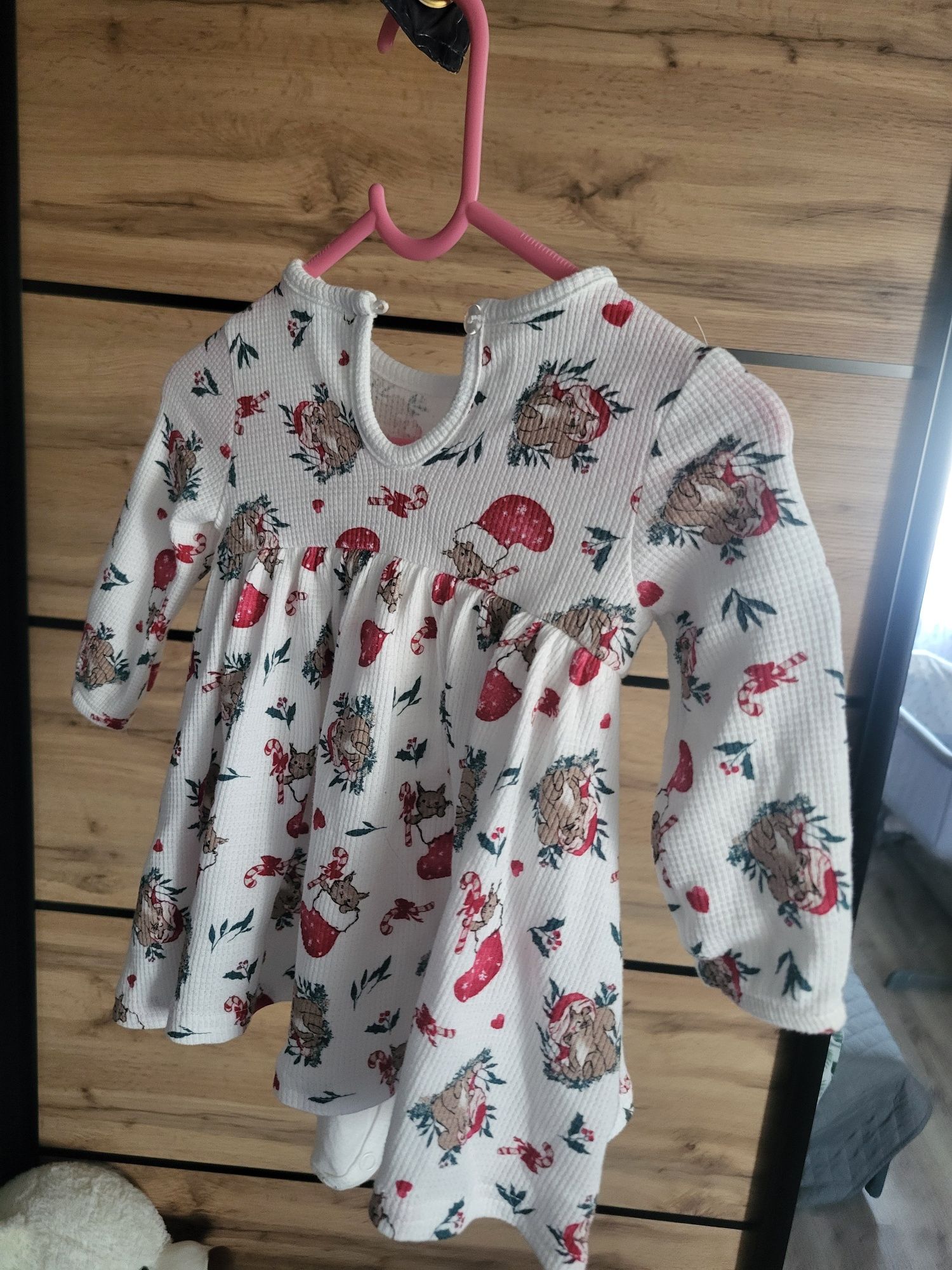 Nowe : Sukienki / Sukieneczki ( Rozmiar 68 74 80 ) Hm Sinsay 5 10 15
