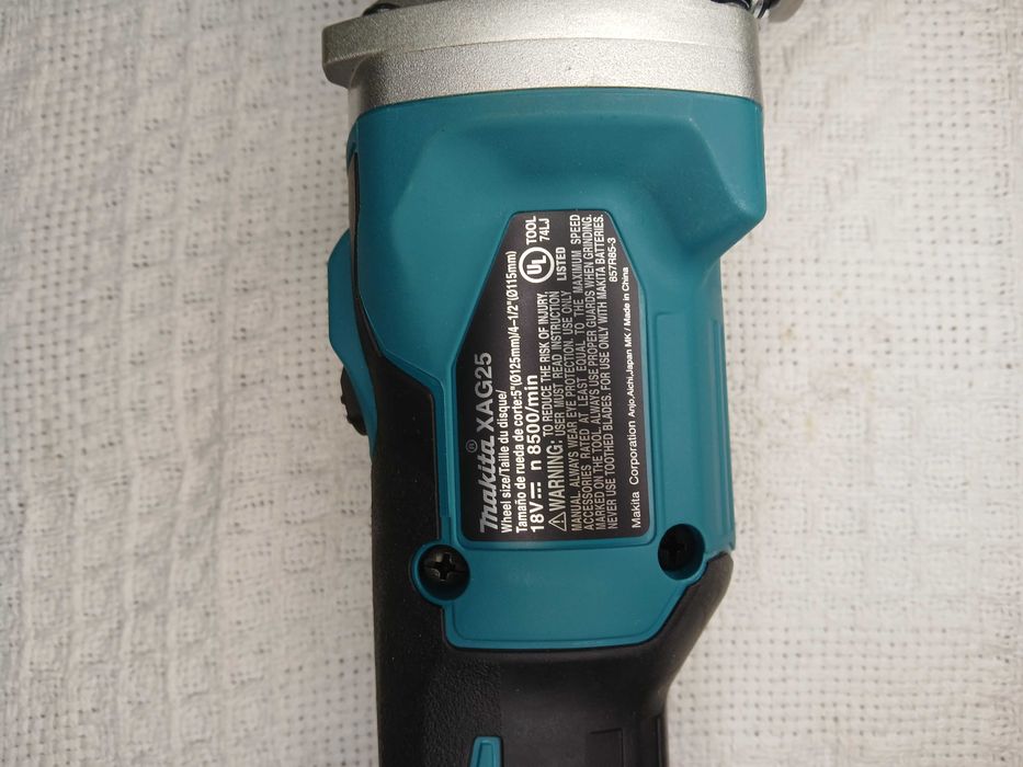 Болгарка Makita XAG25Z(DGA521) 18 В