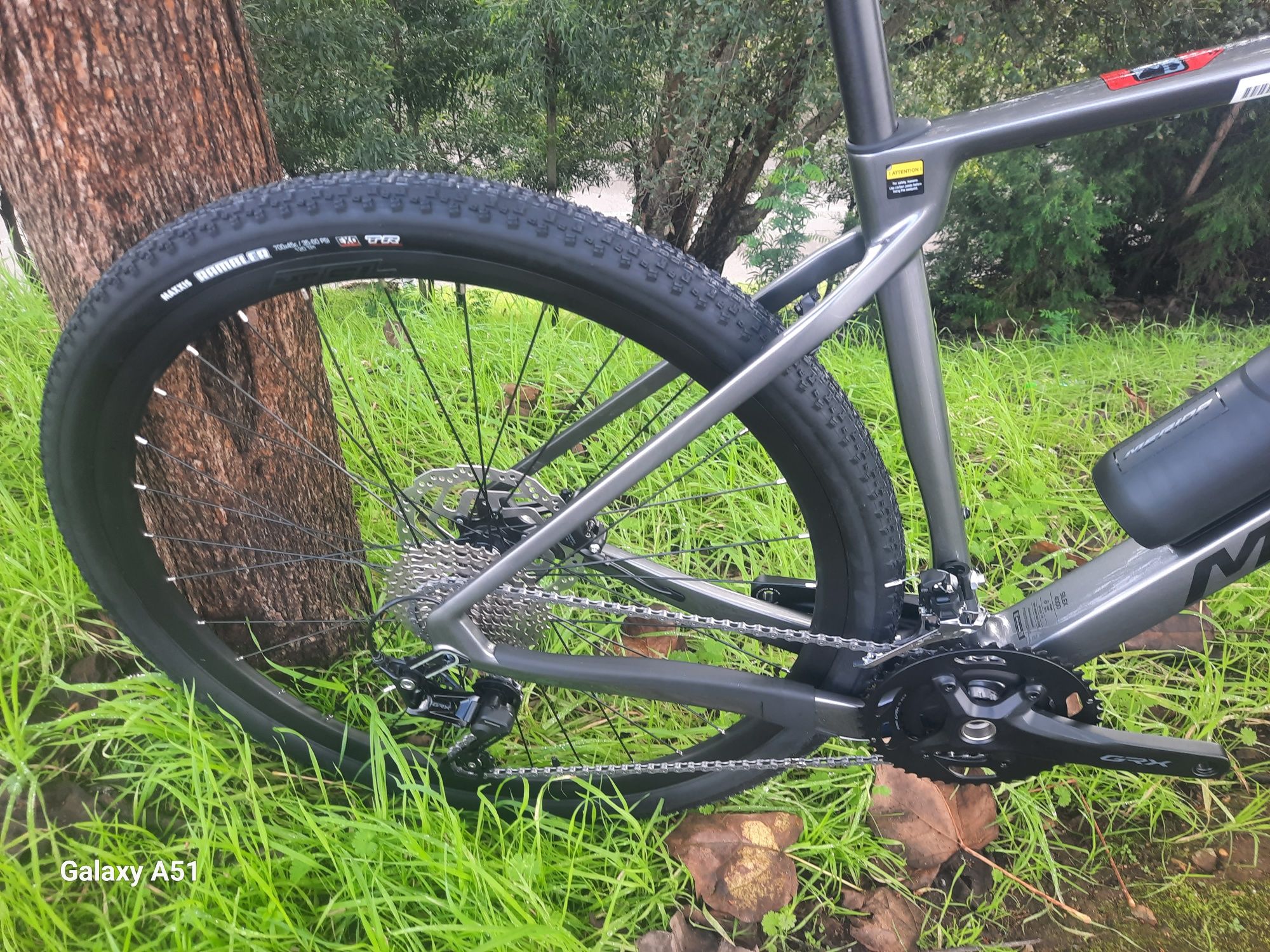 Bicicleta de gravel nova carbono