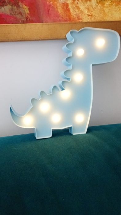 Dinozaur lampka do pokoju dziecięcego