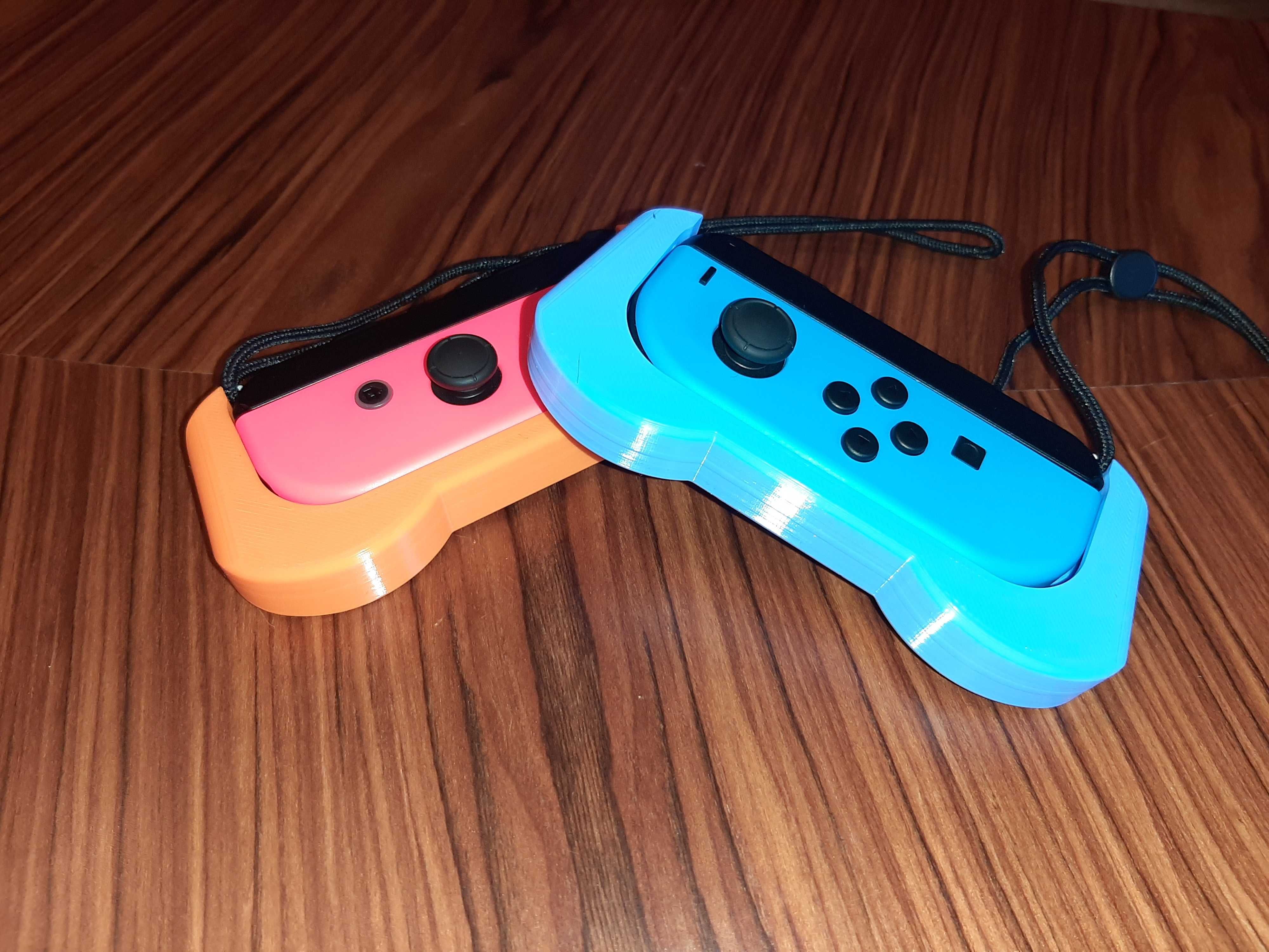 Nintendo Switch - grip joycons multiplayer