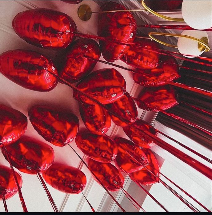 Кульки з гелієм, літаючі кульки