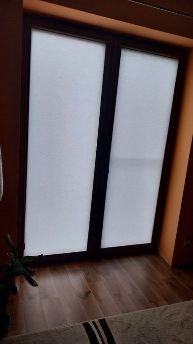 Rolety wewnętrzne kasetowe nowe.