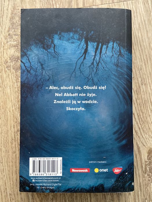 Zapisane w wodzie, P. Hawkins