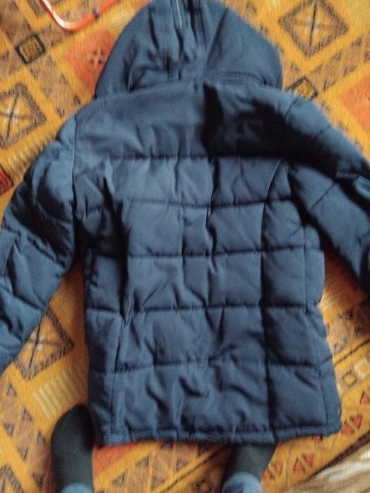 Продам зимову чоловічу куртку