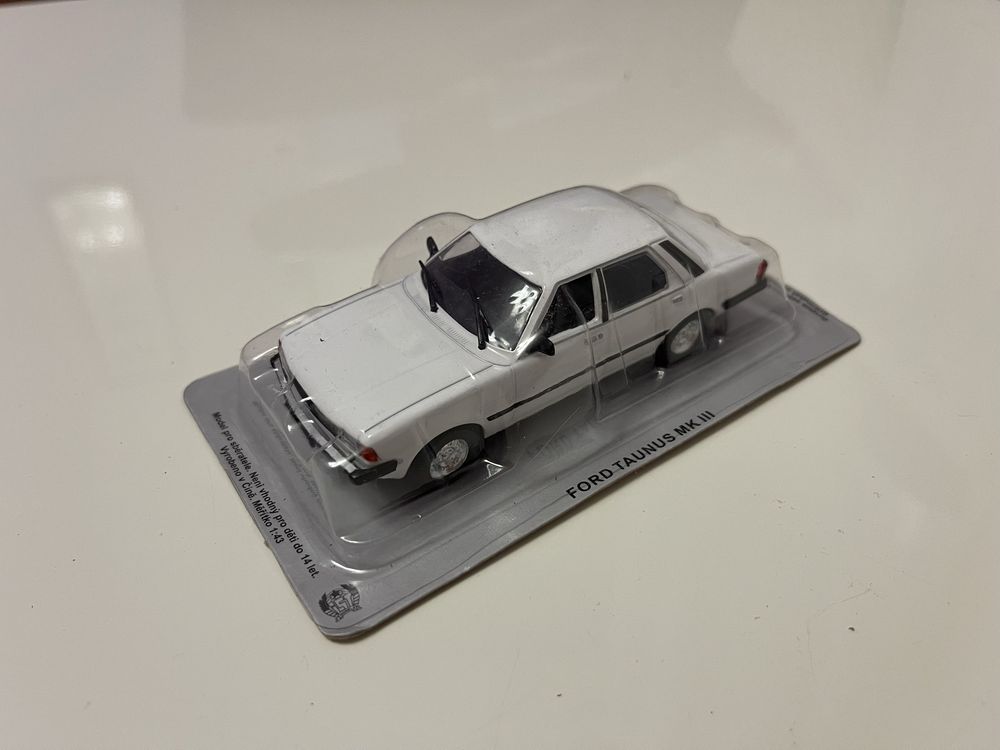 Kultowe auta prl deagostini FORD TAUNUS MK III