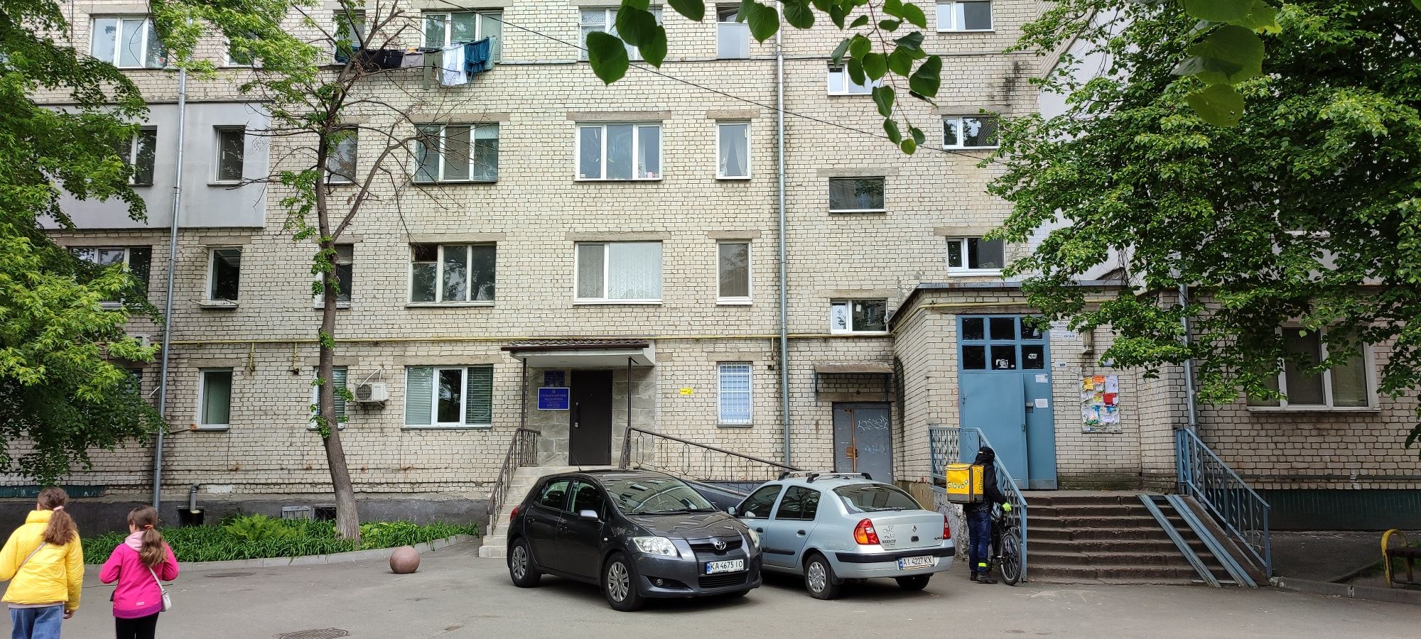 Продам квартиру в центрі Вишневого