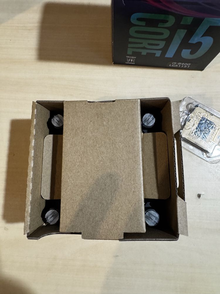 Intel Core i5-8400 + nowe chłodzenie box
