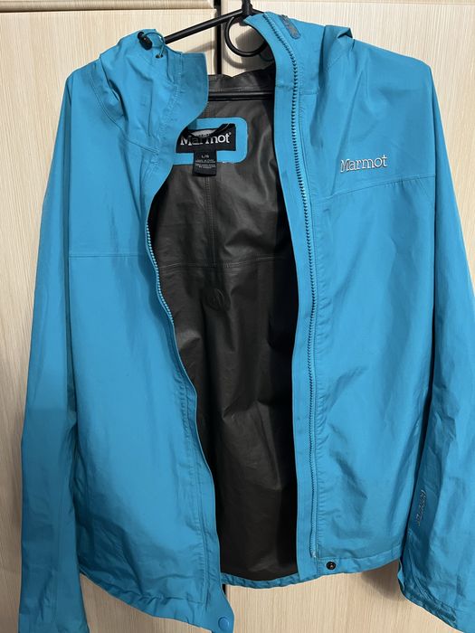 Жіноча курточка Marmot