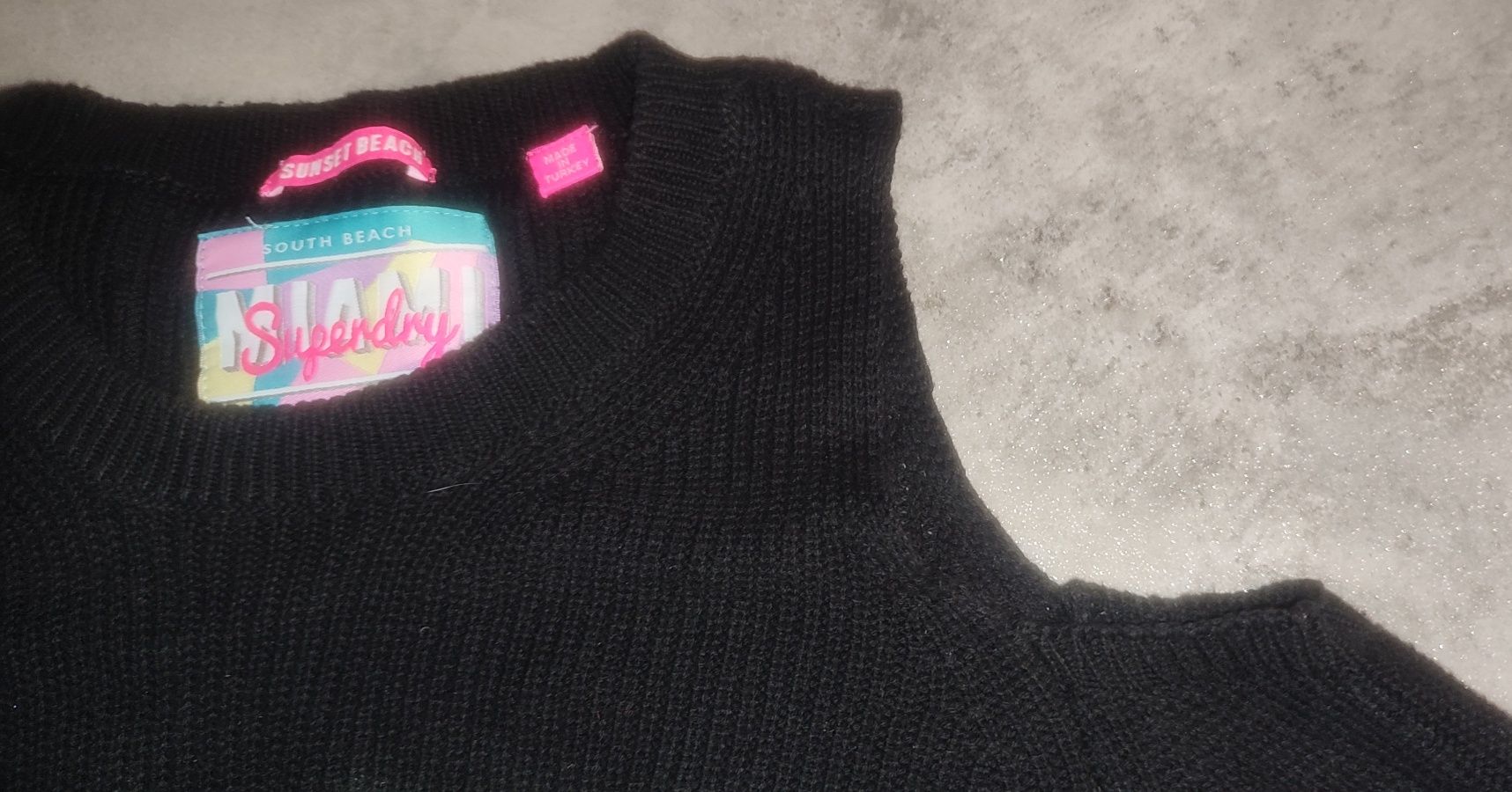 Sweter Superdry r. M motyl ramiona