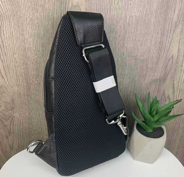 Мужская кожаная бананка сумка барсетка на грудь крокодил рептилия 2в1