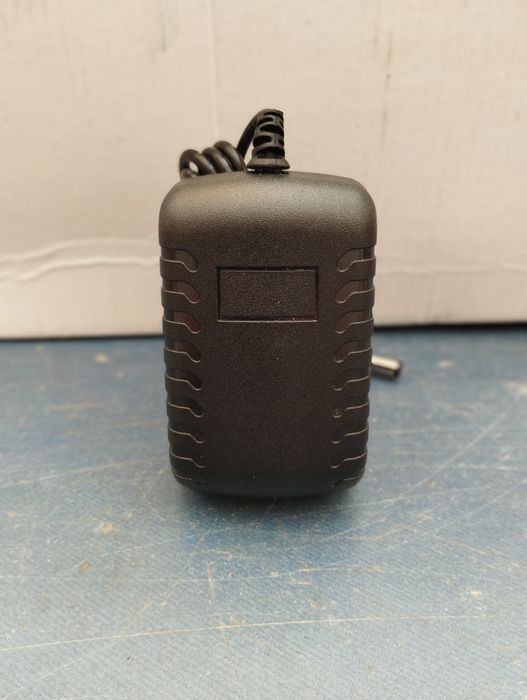 Блоки живлення 5В/2A , 12В/2А із штекером 5,5/2,5мм доТ2,SAT, SMART