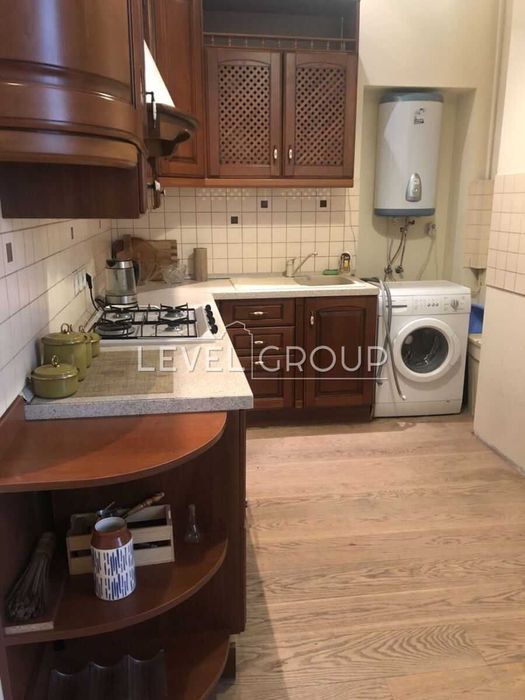 Трикімнатна квартира в центрі на вул. Гоголівська 2а, Університет