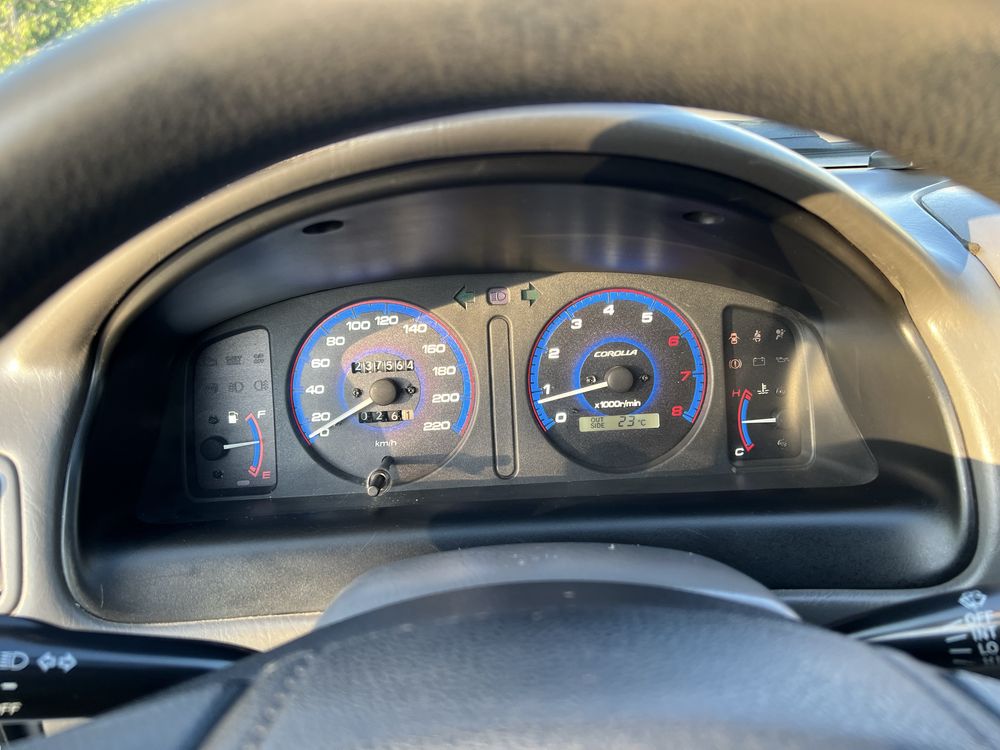 Продам Toyota corolla e11