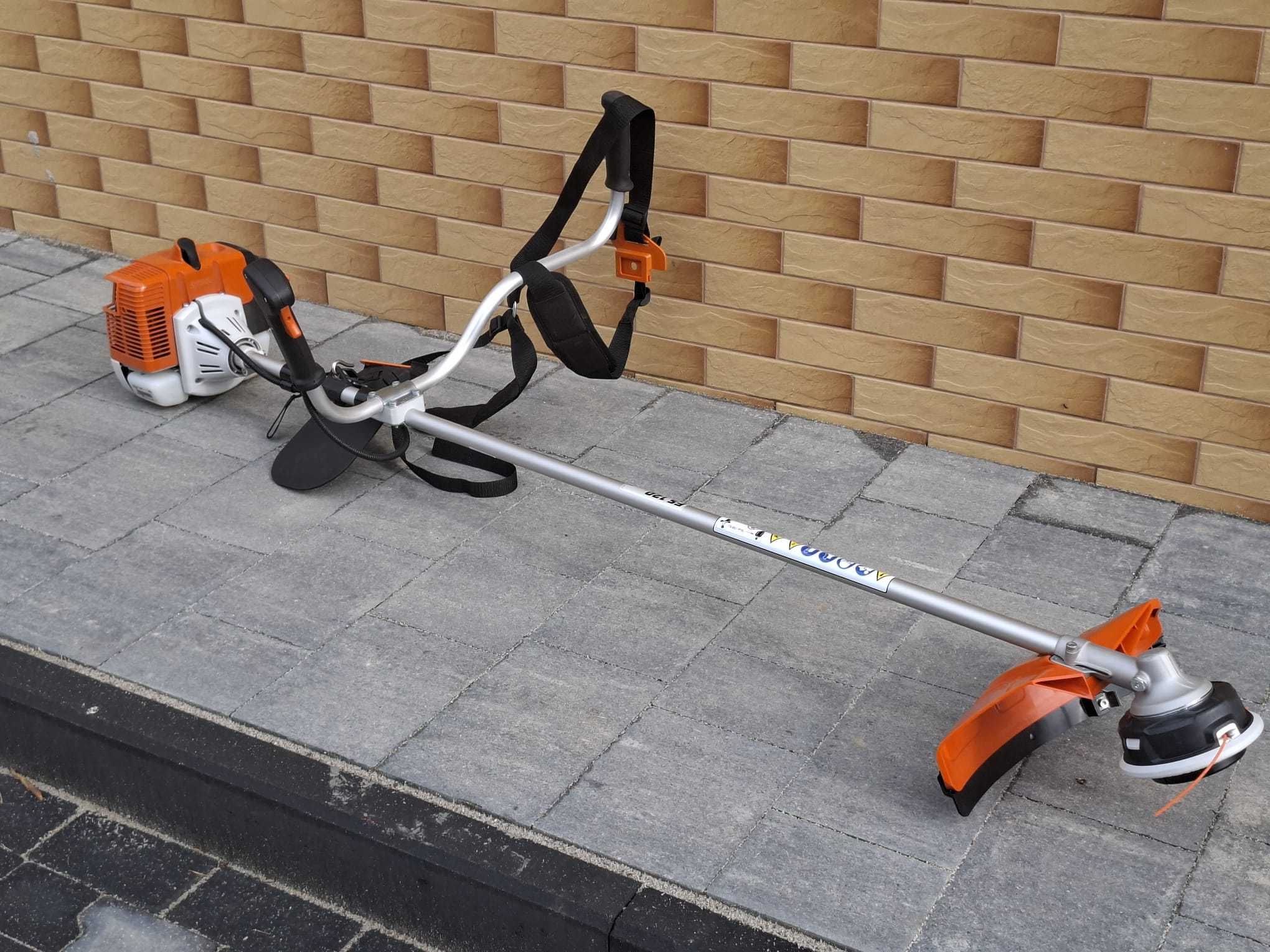 Odkurzacz piorący na wynajem Karcher Puzzi 10/1