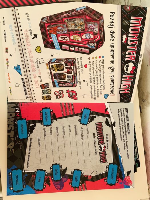 Gazetka z naklejkami Monster High