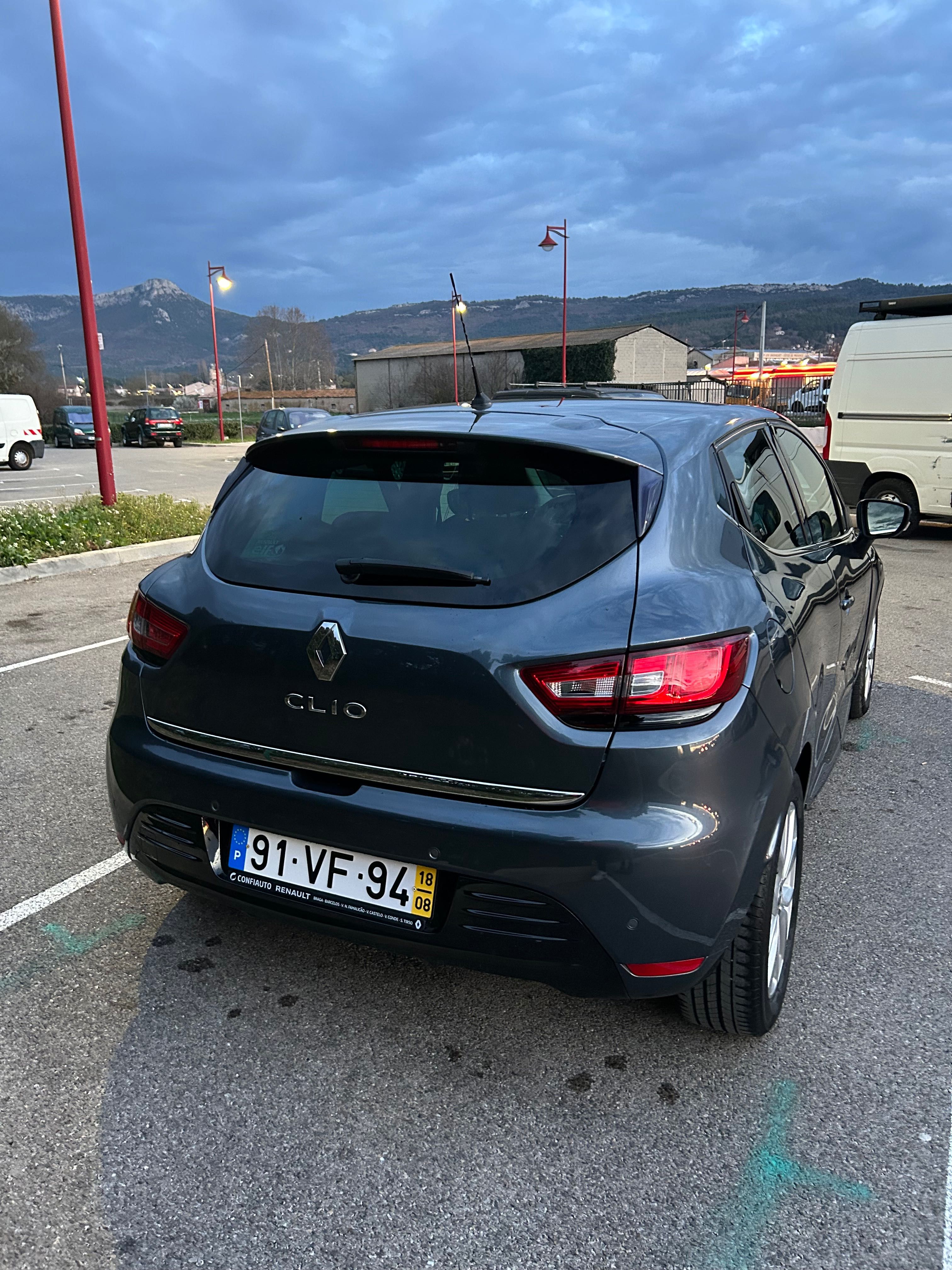 Renault Clio IV 1.5 dCi Limited Edition