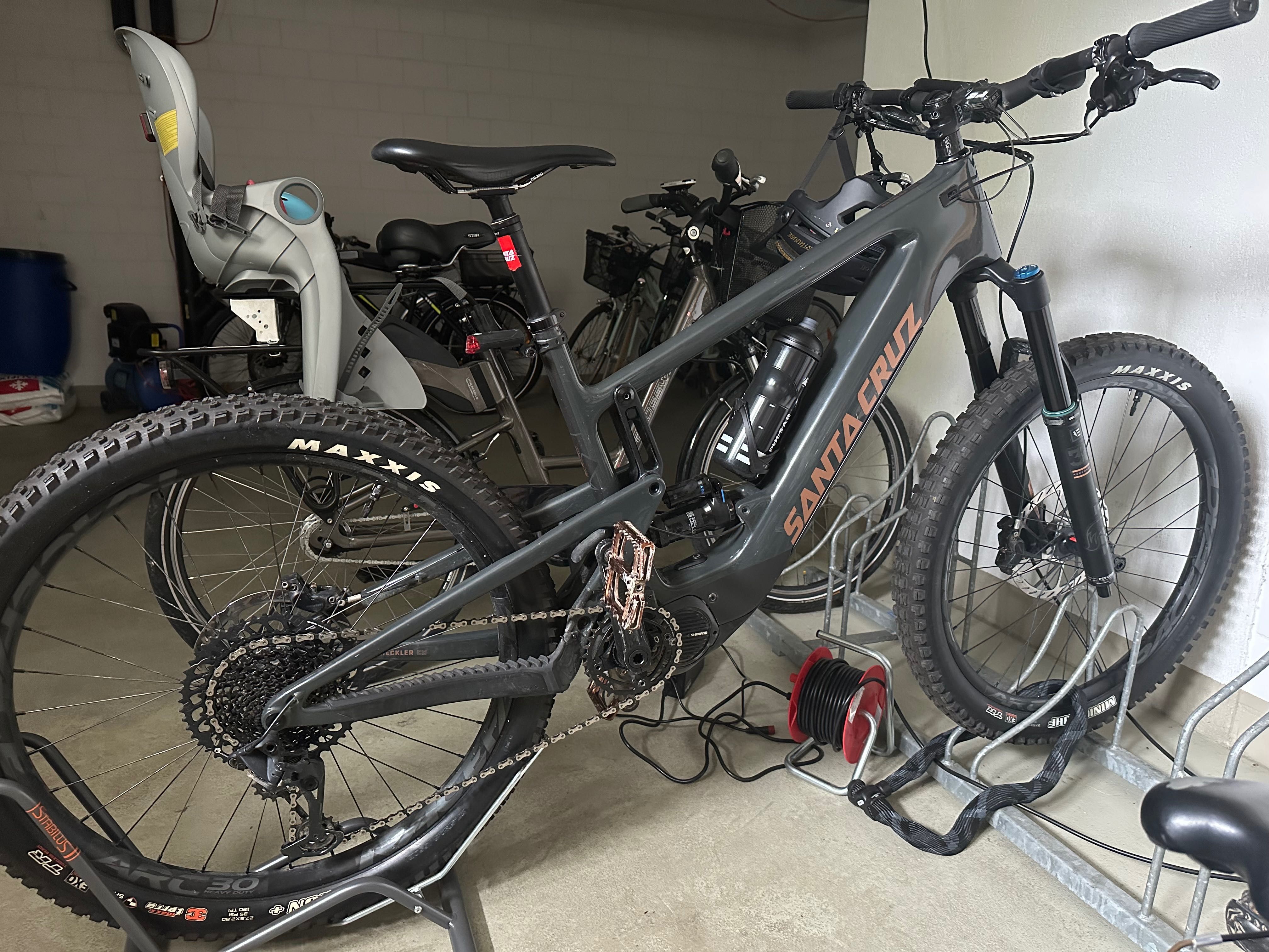Santa cruz ebike Heckler XL