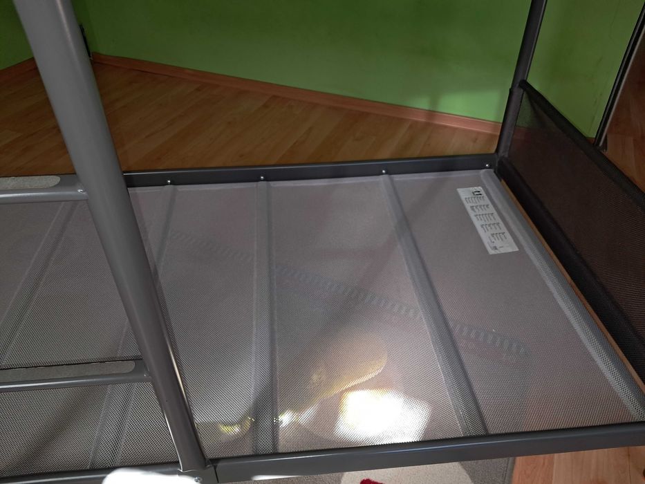 Łozko pietrowe bez materacy