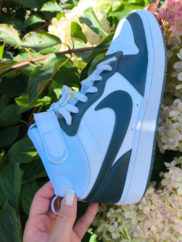 Buty Nike Court Borough Mid 2.