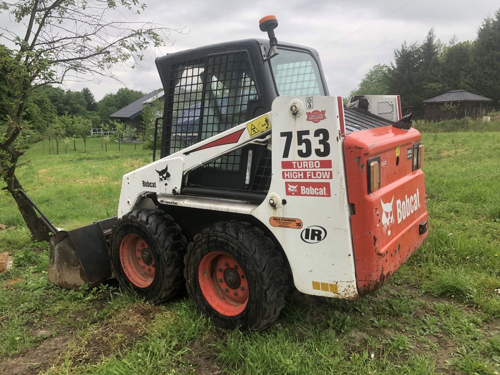 Bobcat 753 + osprzet kopiący
