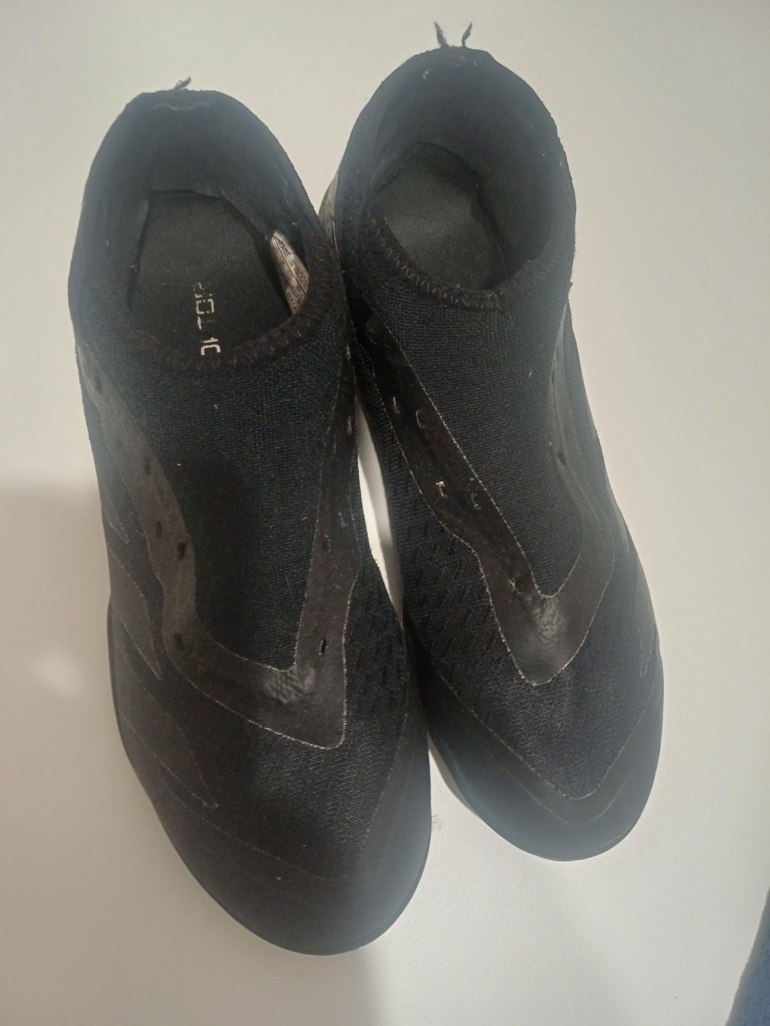 Buty trampli Adidas Predator