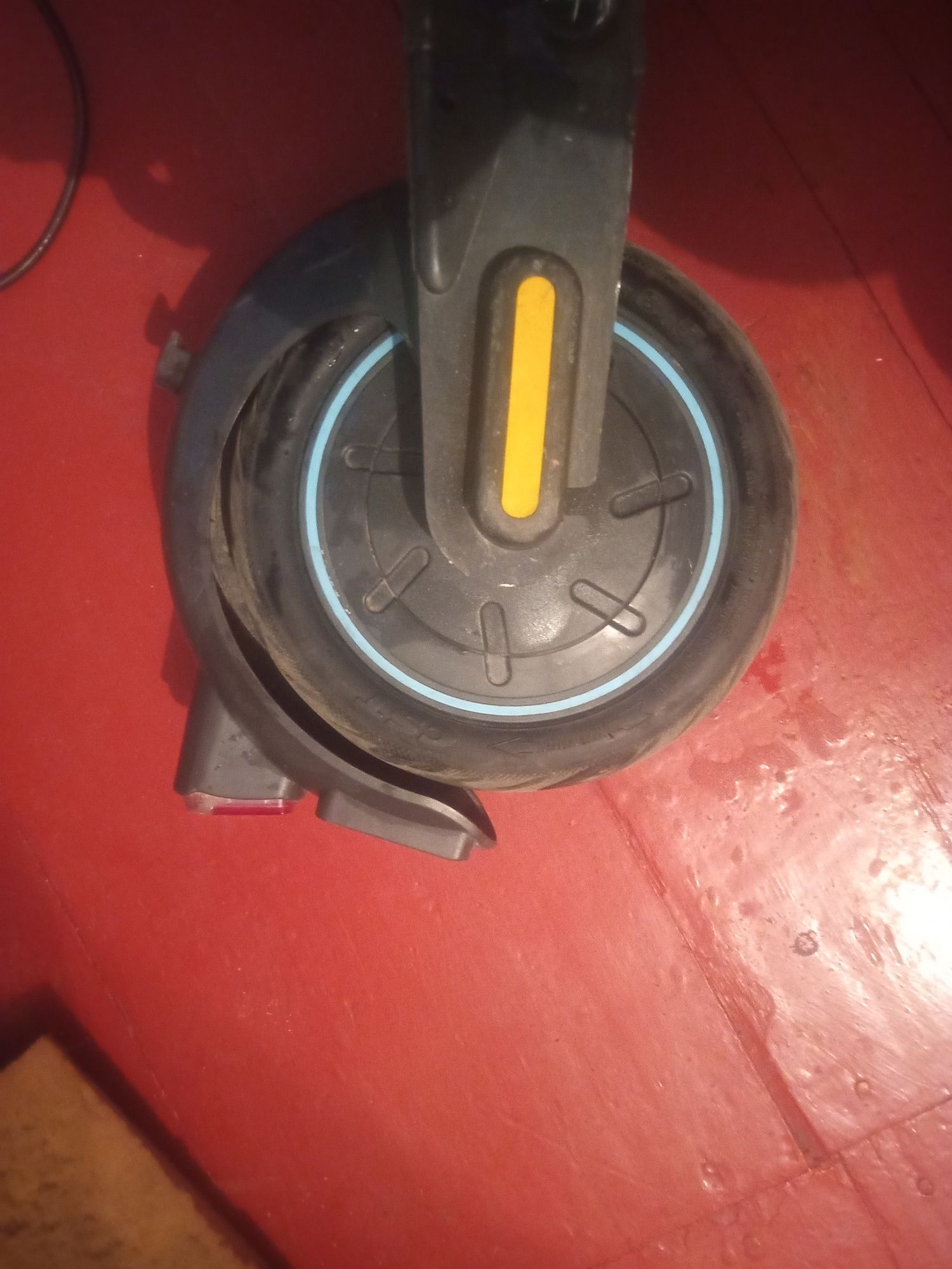 Ninebot max g30D 400 км проїхав майже новий