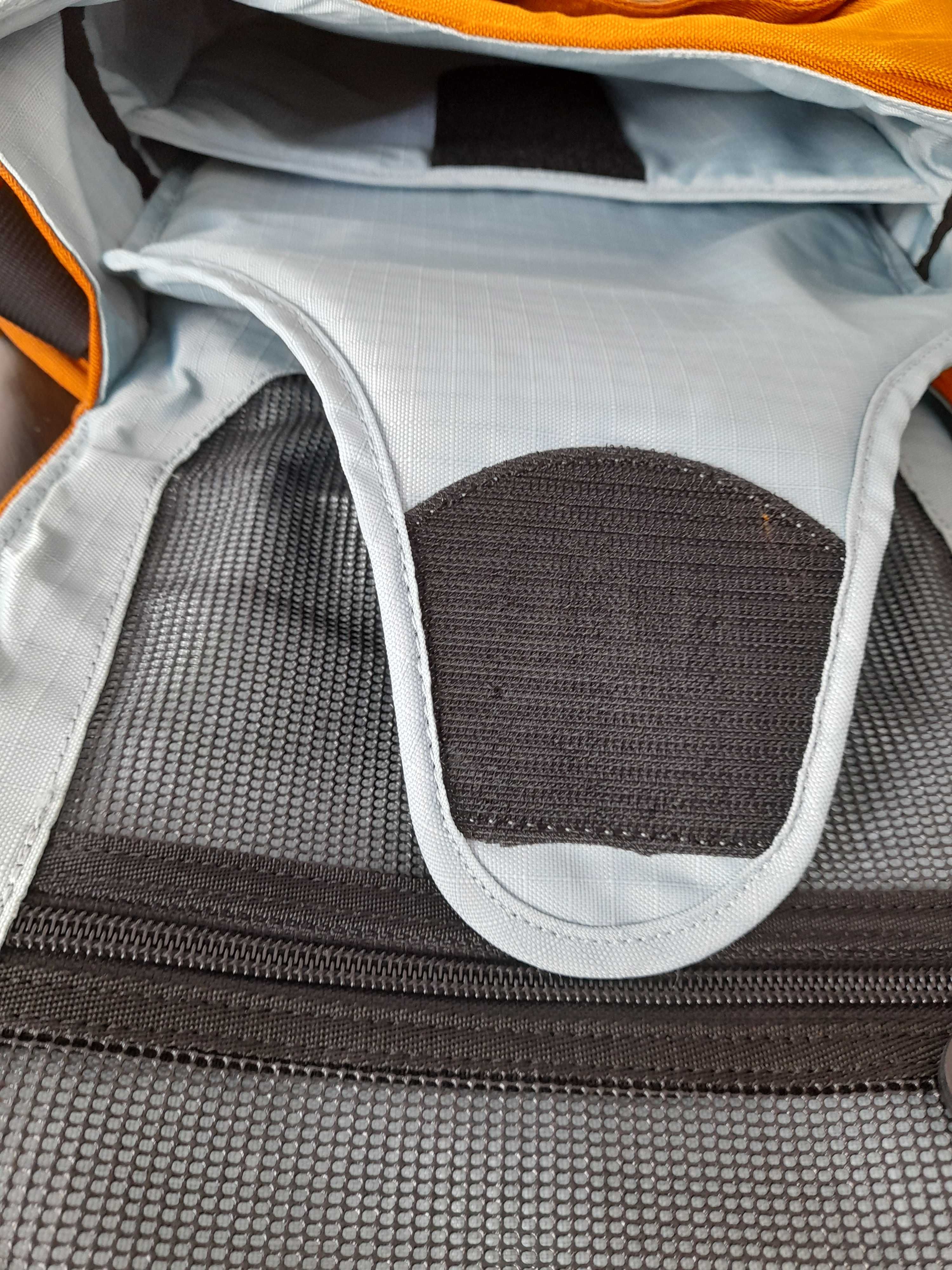 Mochila Crumpler nova para portátil ou tablet